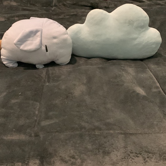 Pillow & Stuffed Animal - Picture 2 of 3